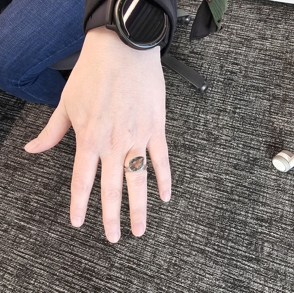 Swarovski Crystal Tanzanite Color Ring - Picture 6 of 8